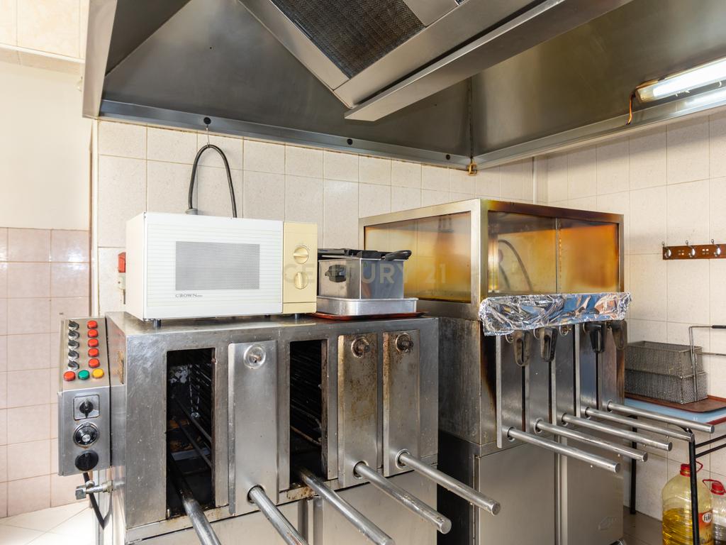 Oportunidade Única de Negócio: Restaurante Celeiro – Take Away – Churrasqueira em Setúbal - Image 19