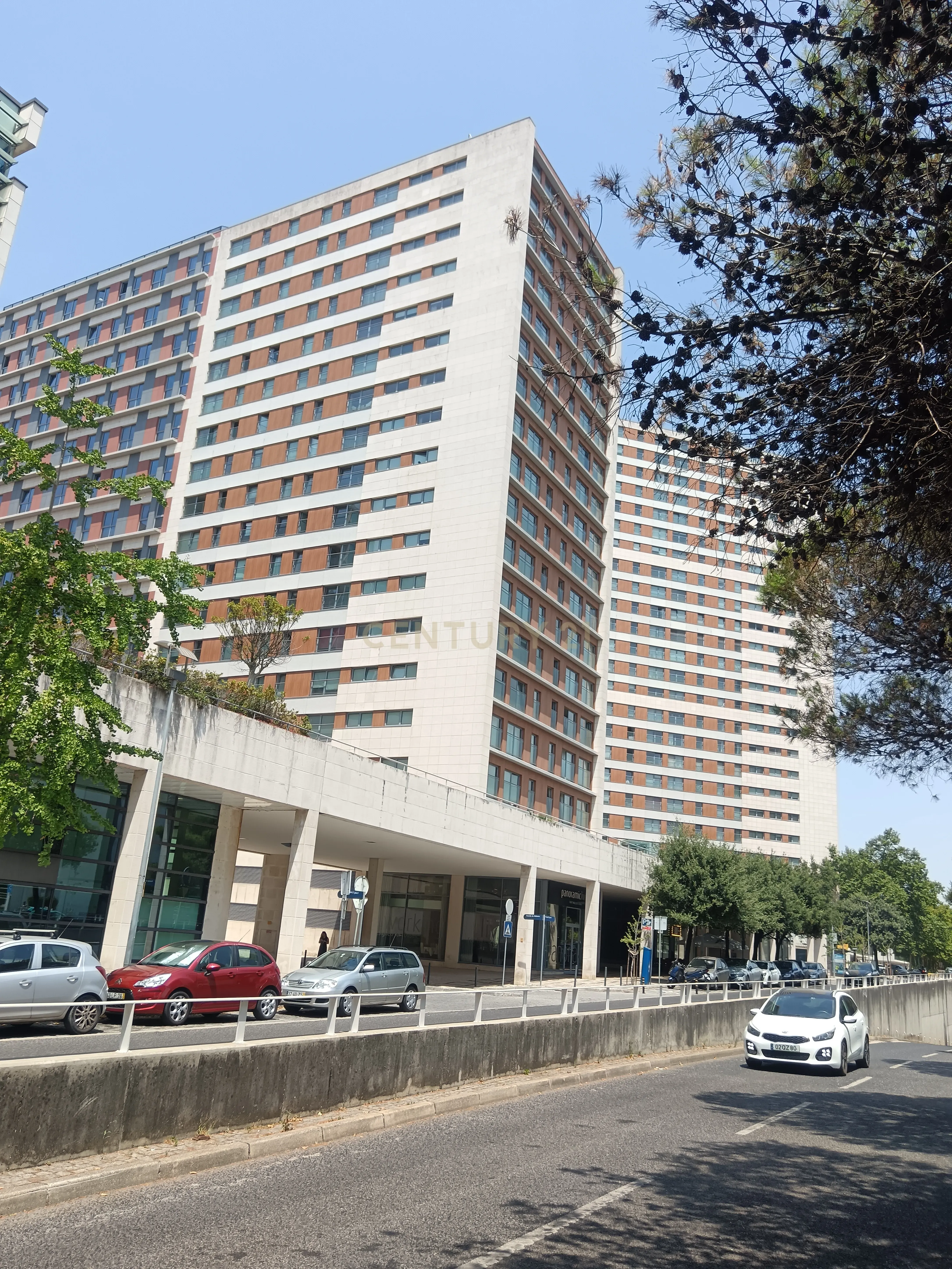 Fotografia 11 de Escritório com WC e Vista Rio no 14º Piso – Parque das Nações (Com Estacionamento privativo)