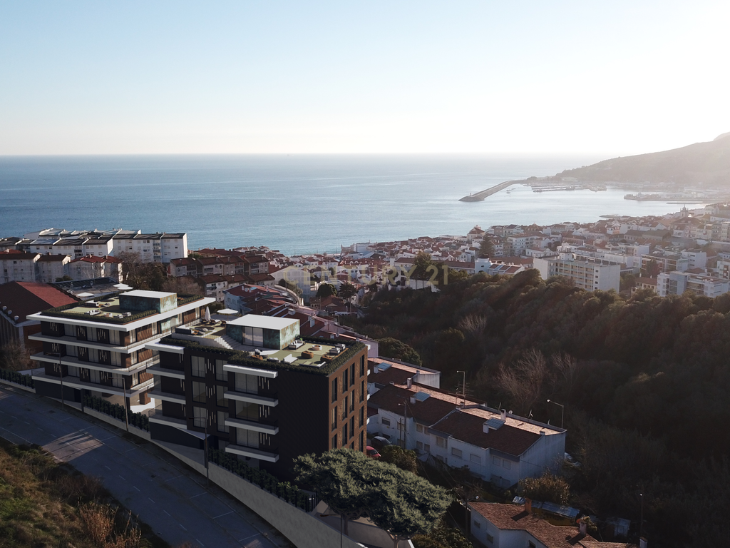 T3 em Sesimbra com vista mar e piscina panorâmica - Image 3