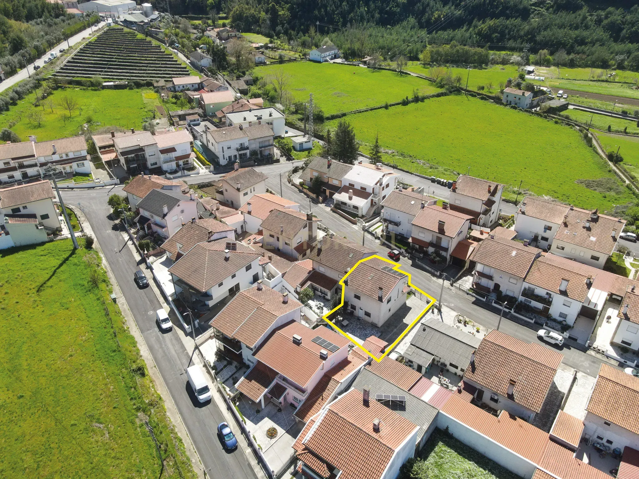 Moradia T3 com jardim e logradouro - Lousã em zona tranquila - Image 37