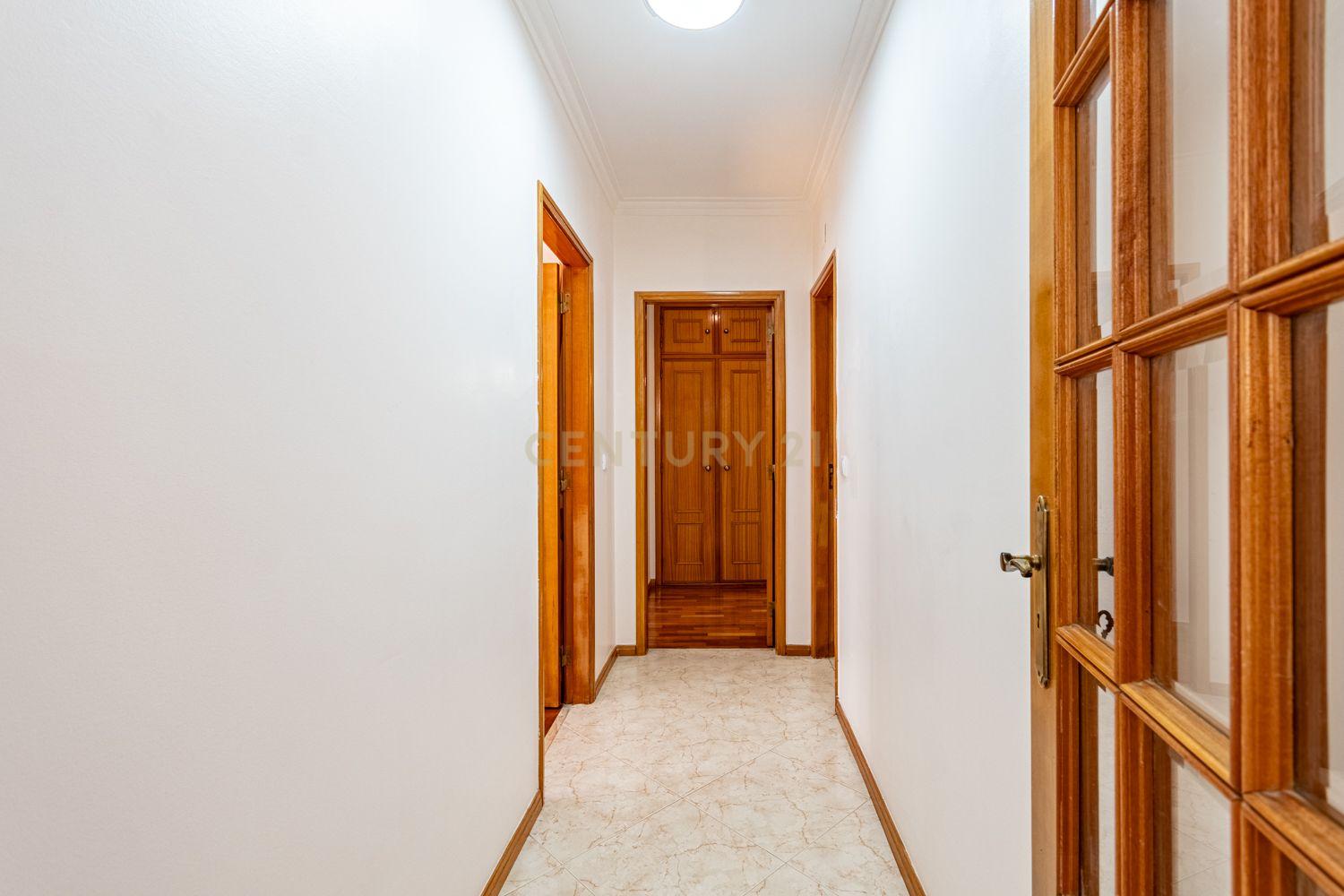 Apartamento T2 à venda em Rio de Mouro, Sintra — foto 9
