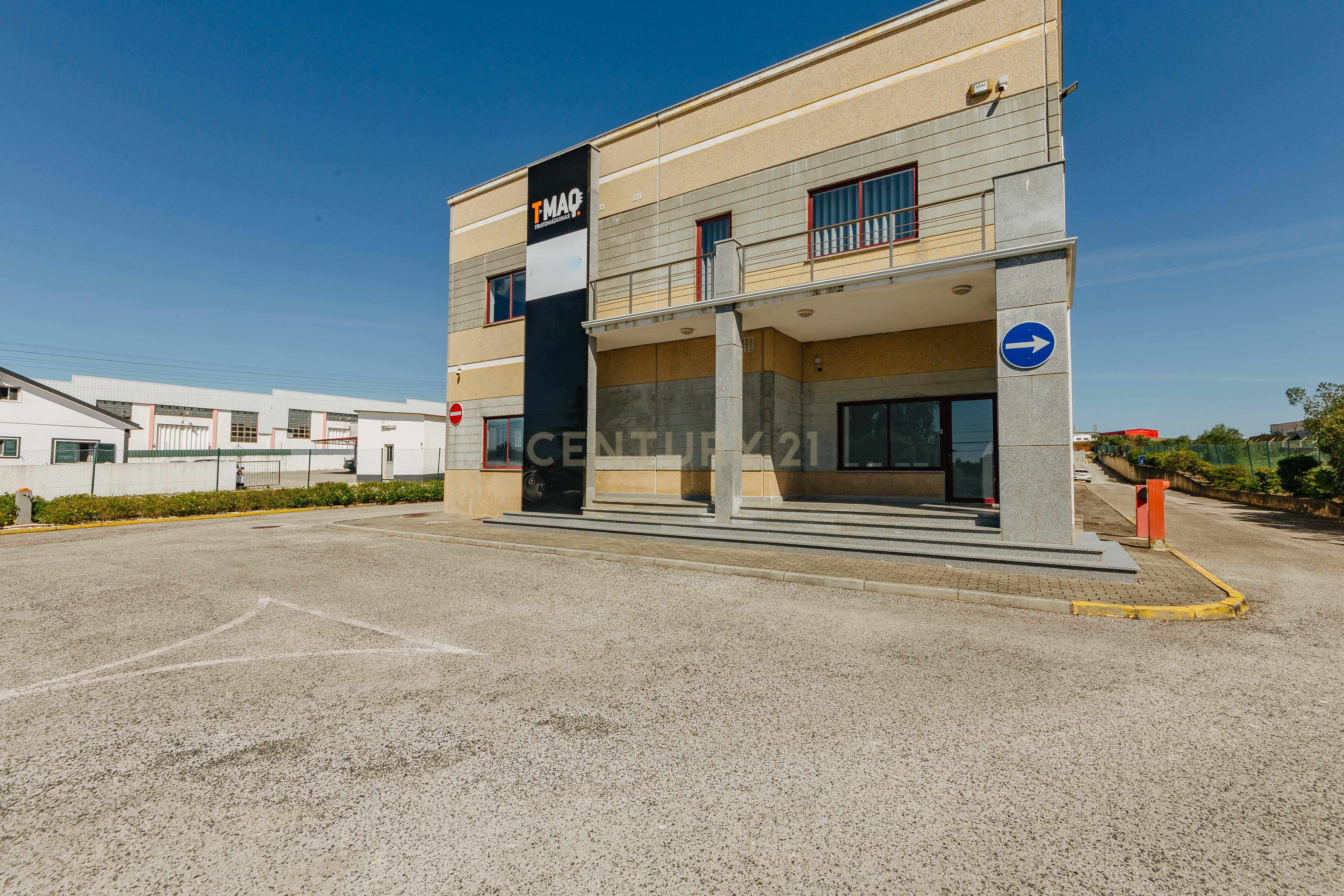 Complexo de 2 Armazéns Modernos em Sintra . Excelente oportunidade de investimento e negocio. - Image 68