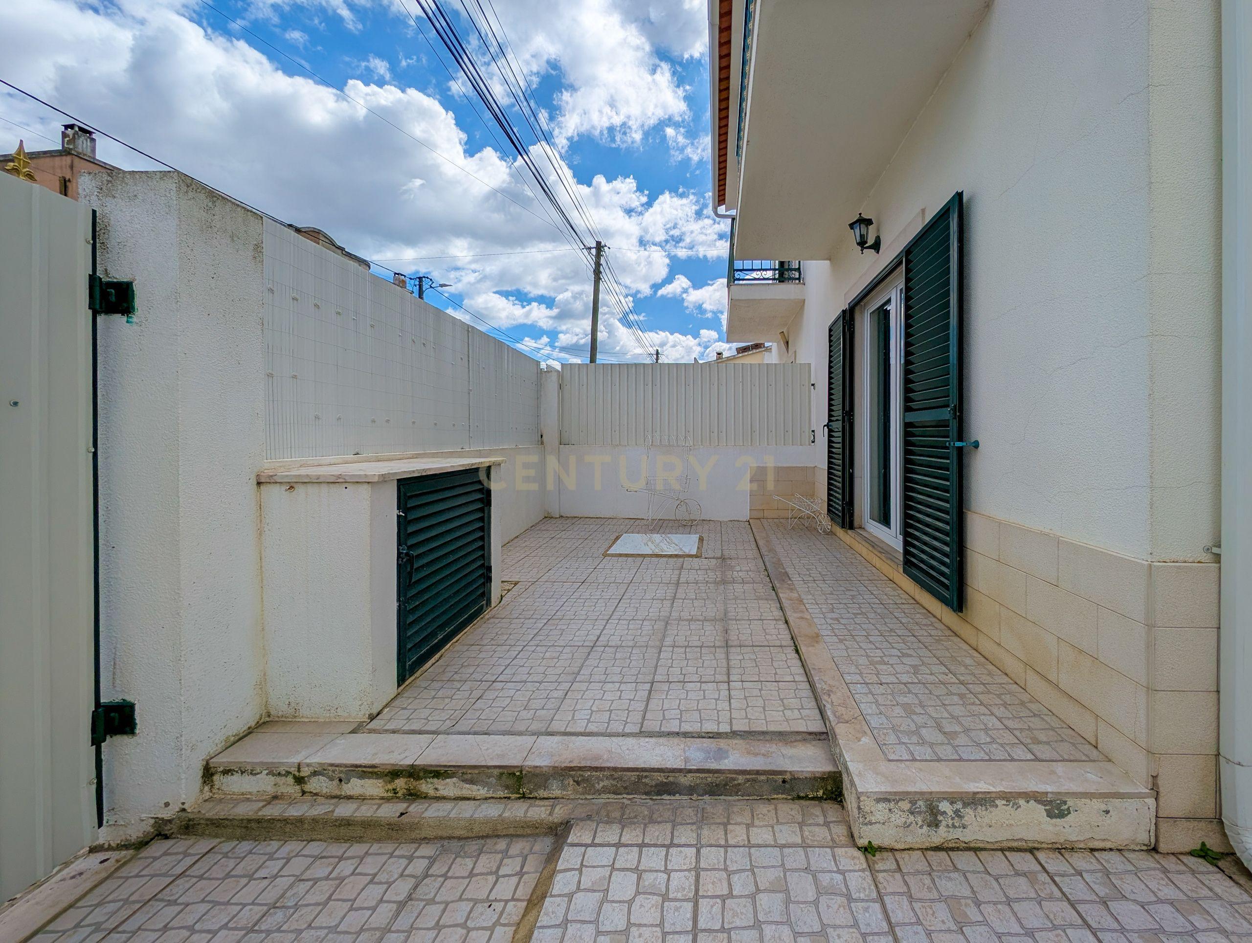 Quinta do Conde - Moradia Geminada Duplex com 142 m², com Garagem - Image 43