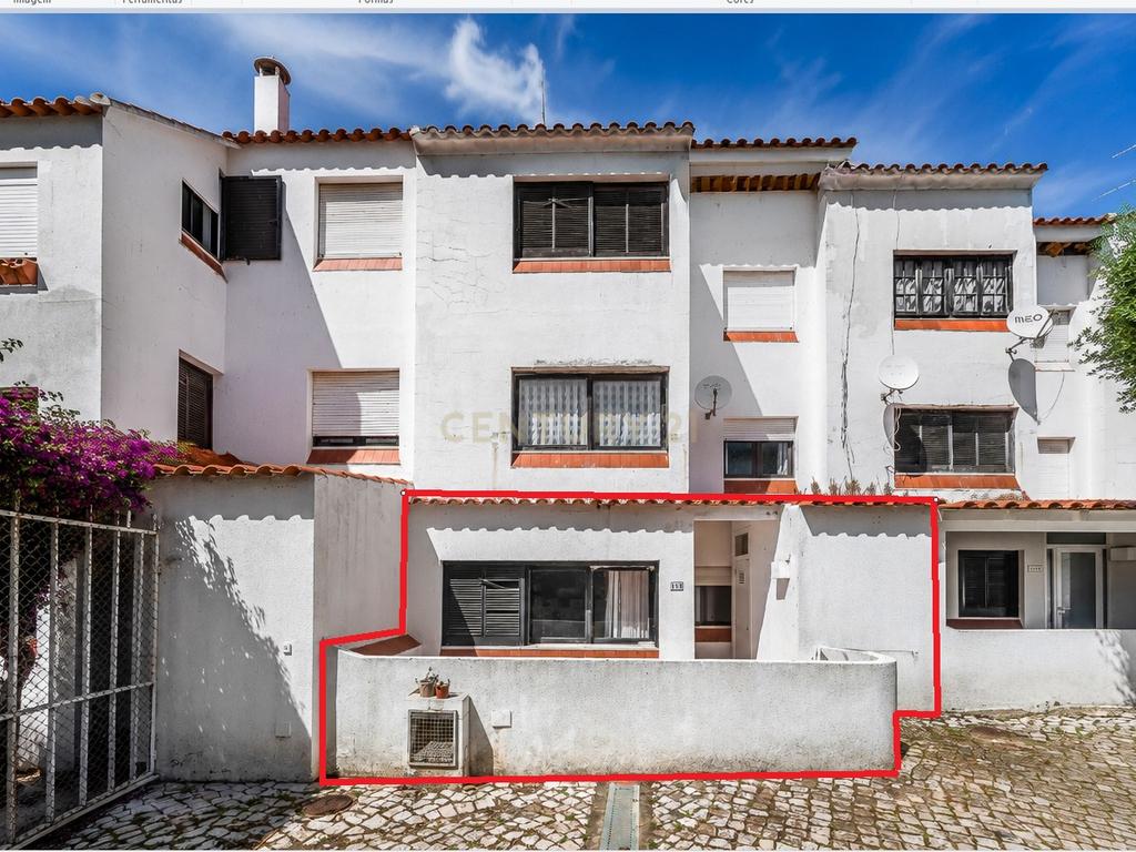T1+1 Rés do Chão com Logradouro Privativo em Condomínio com Piscina Montechoro, Albufeira - Image 8