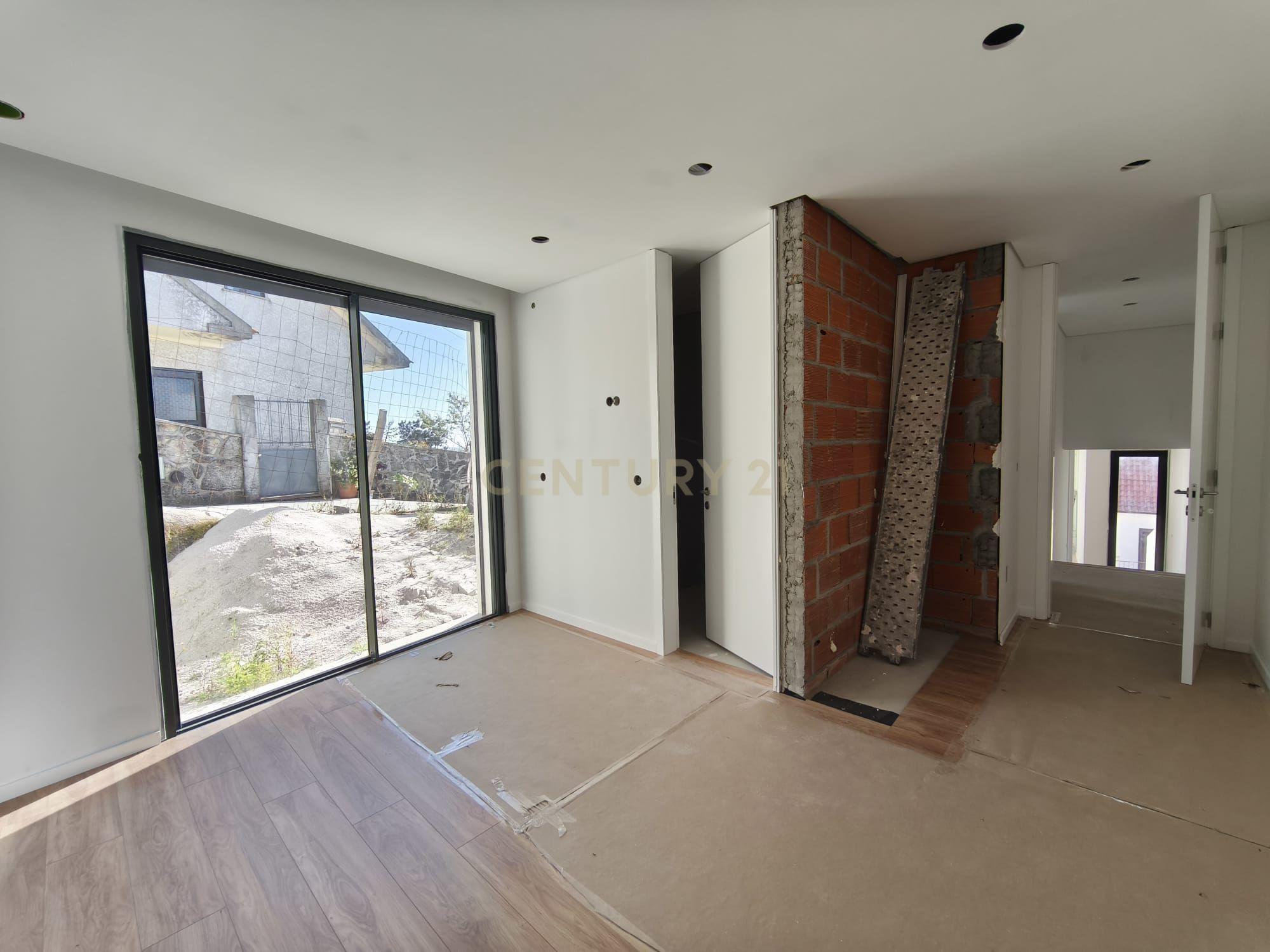 Casa em Construção em Braga, Esposende - 3 Quartos e Garagem - Image 11