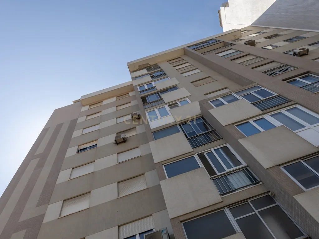 Apartamento 3 Ass. no centro de Setúbal – Av. 22 de Dezembro - Image 4