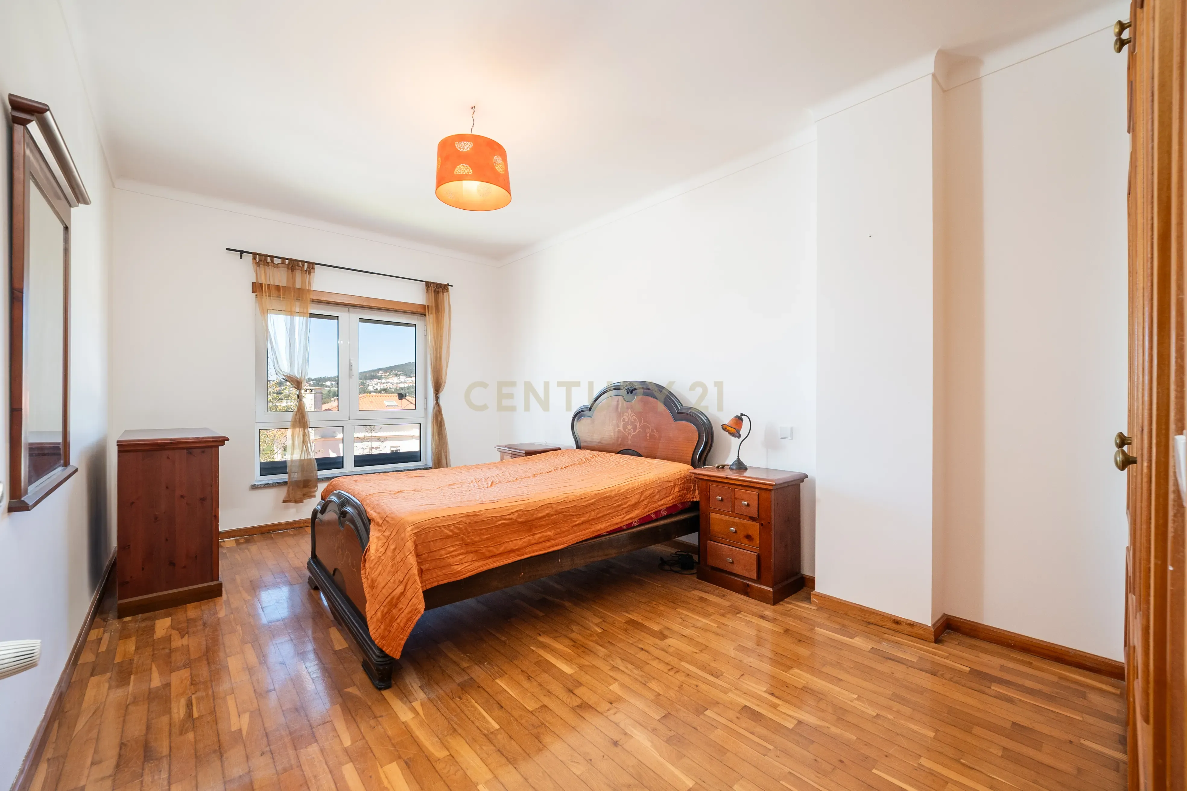 Fotografia 10 de APARTAMENTO T3 COM GARAGEM E SÓTÃO | BUARCOS
