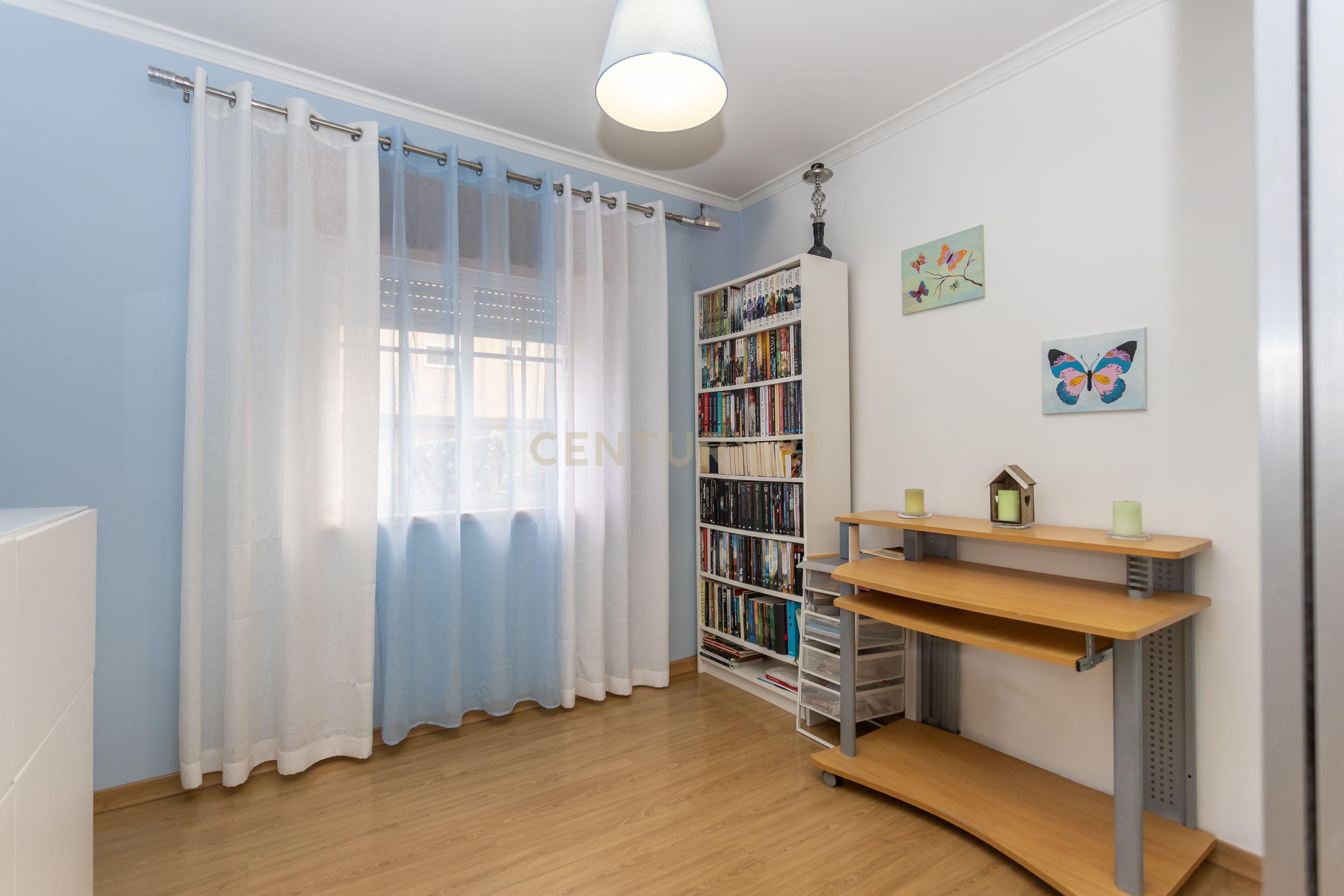 Apartamento T3 Quinta do Conde - Image 23