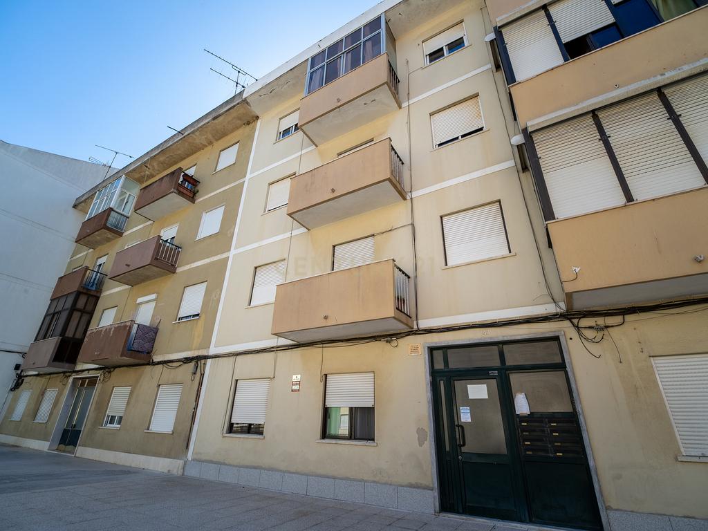 Apartamento semi-Renovado T2 em Seixal, Setúbal - 270.000€ - Image 19