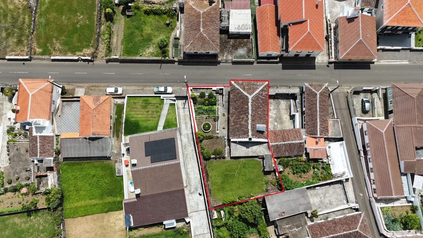 Fotografia 4 de Casa T5 com Jardim em Santa Bárbara, Angra do Heroísmo