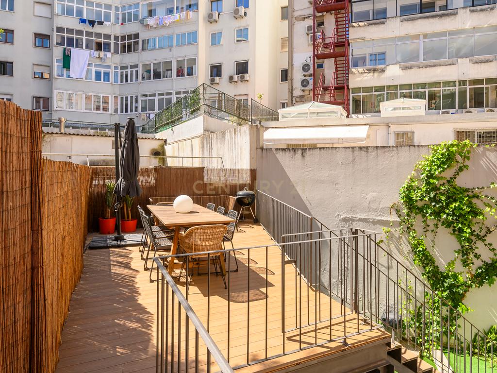 Moderno T3 com Terraço em Avenidas Novas, Lisboa - Image 34