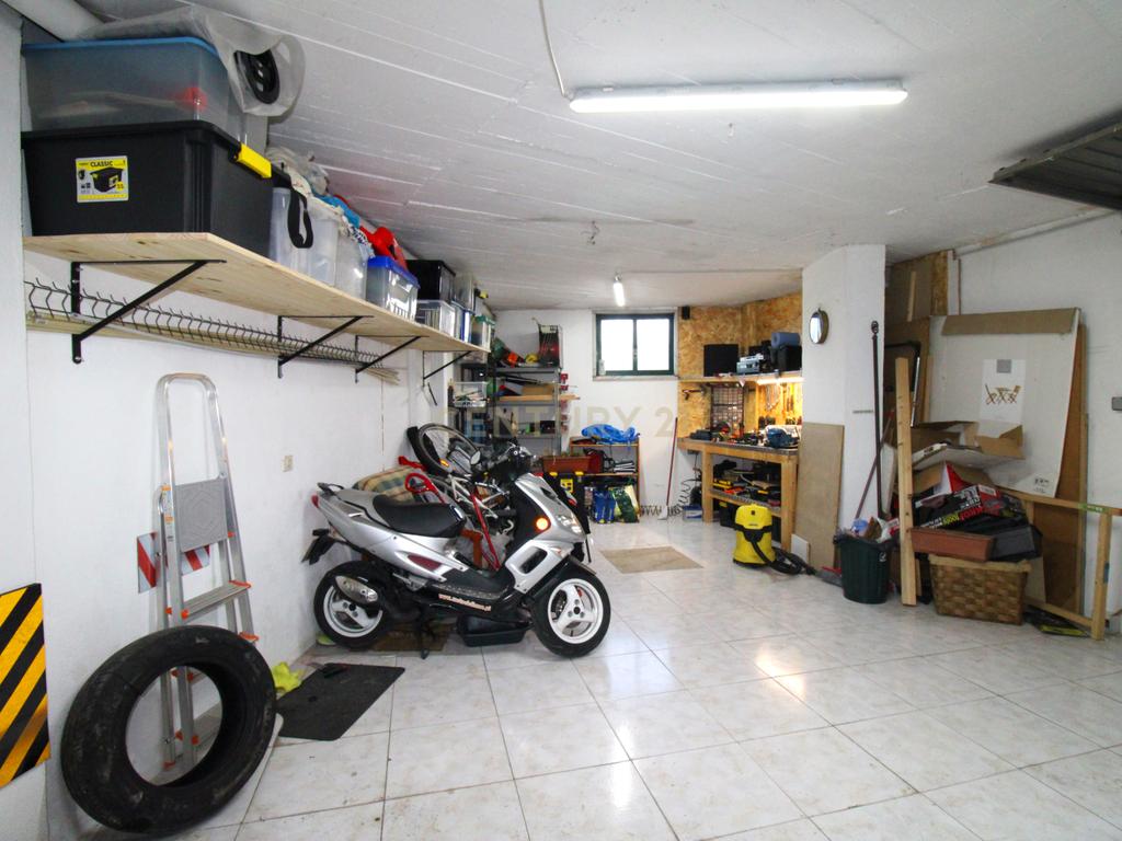 Apartamento T2 em Seixal - Oportunidade Única! - Image 19
