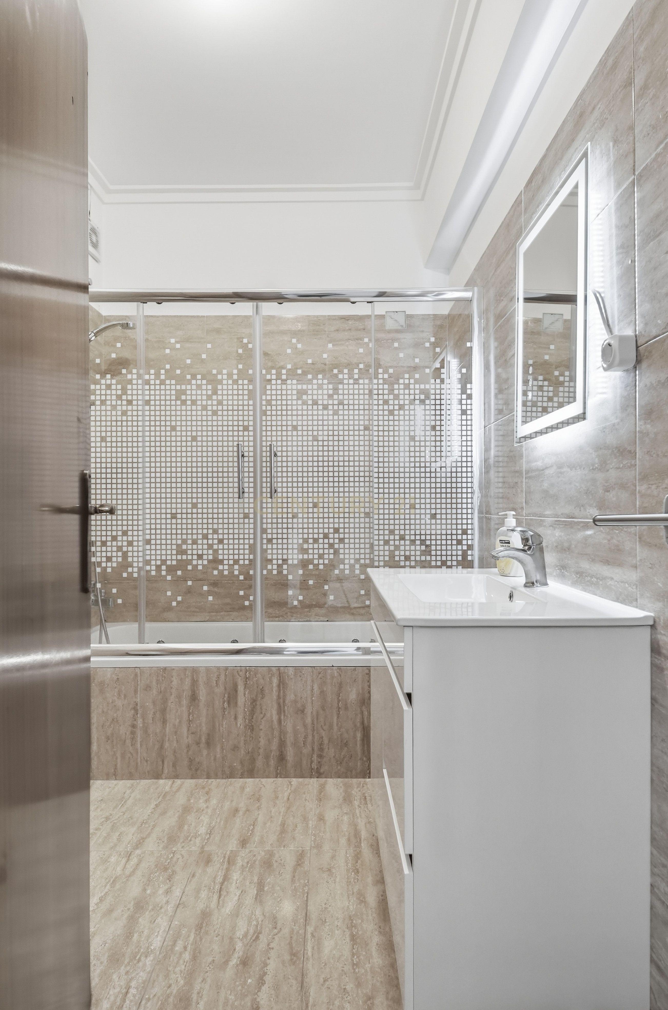 Fotografia 12 de Apartamento T4 para arrendamento - 1800€