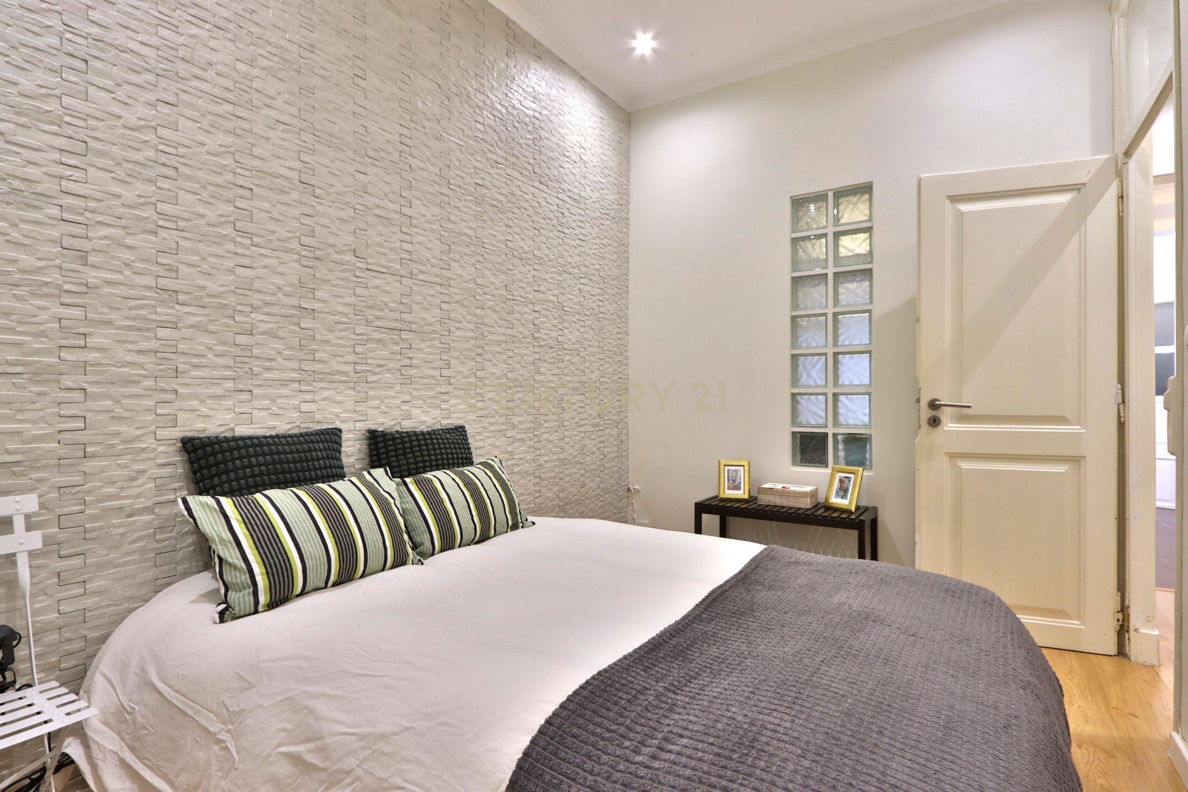 Apartamento T2 em Arroios com pequeno Terraço - Image 5