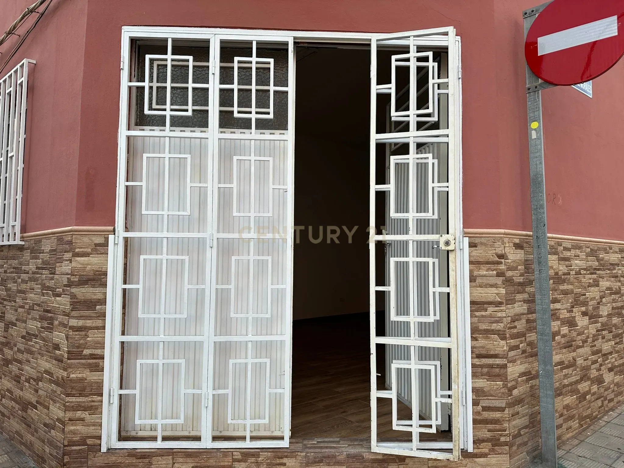 undefined - Image 7