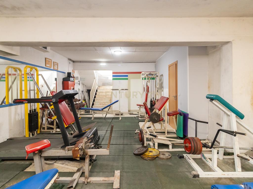 Espaço Comercial localizado no Alto do Seixalinho perto de todo o tipo de comercio e transportes(junto ao Hospital do Barreiro). - Image 8