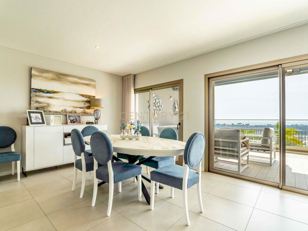 Luxuoso apartamento T2+1 com vista mar - Albufeira - Image 7