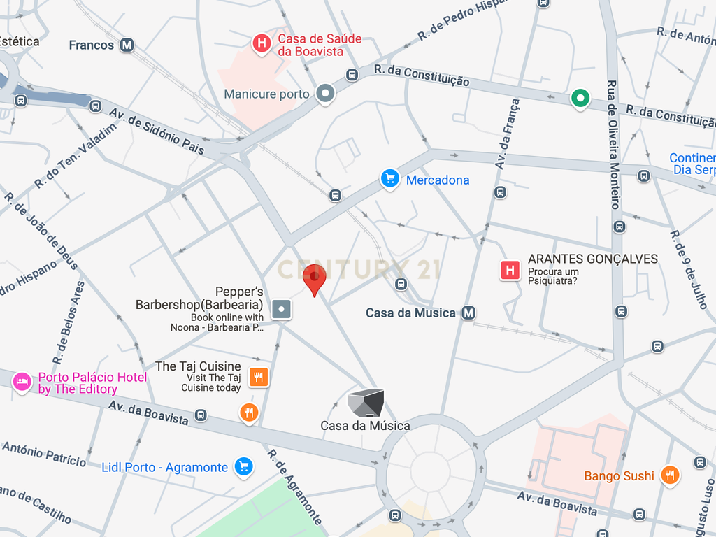 Apartamento T1 com Jardim Privativo no centro do Porto – Rua 5 de Outubro - Image 12