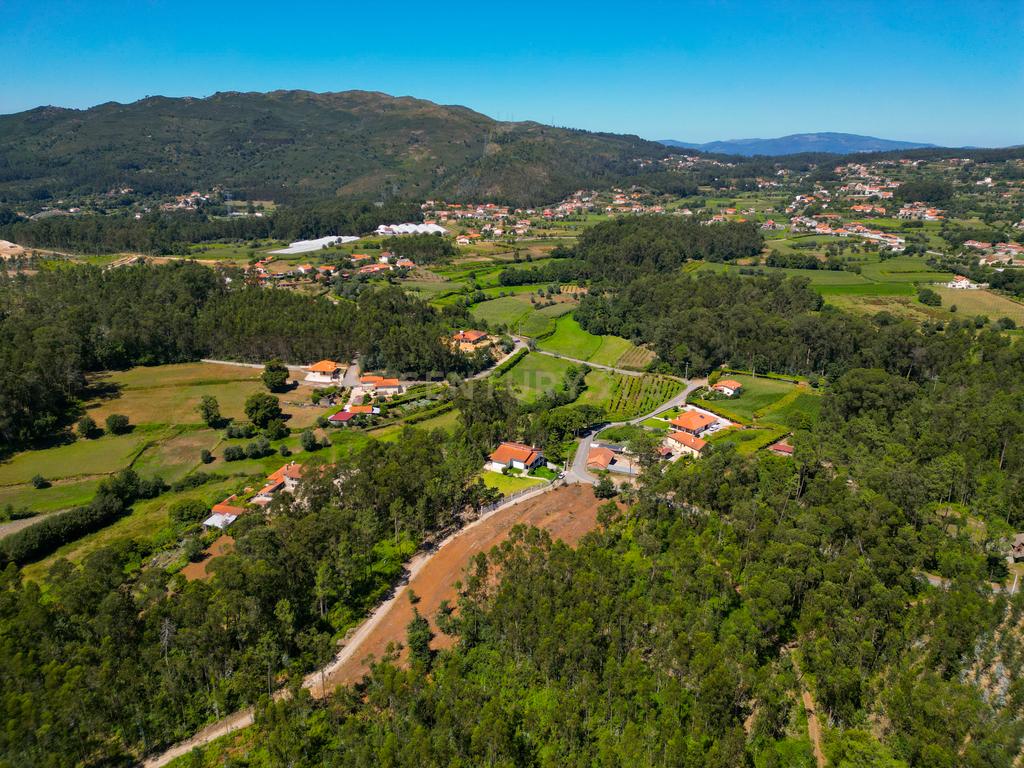 Lote de construção de 720 m2 em Friastelas no concelho Ponte de Lima - Image 5