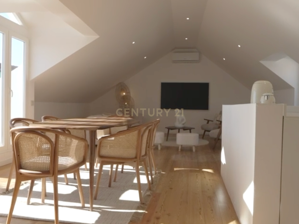 Apartamento T3 Duplex de luxo na Estrela, Lapa em Lisboa - Image 5