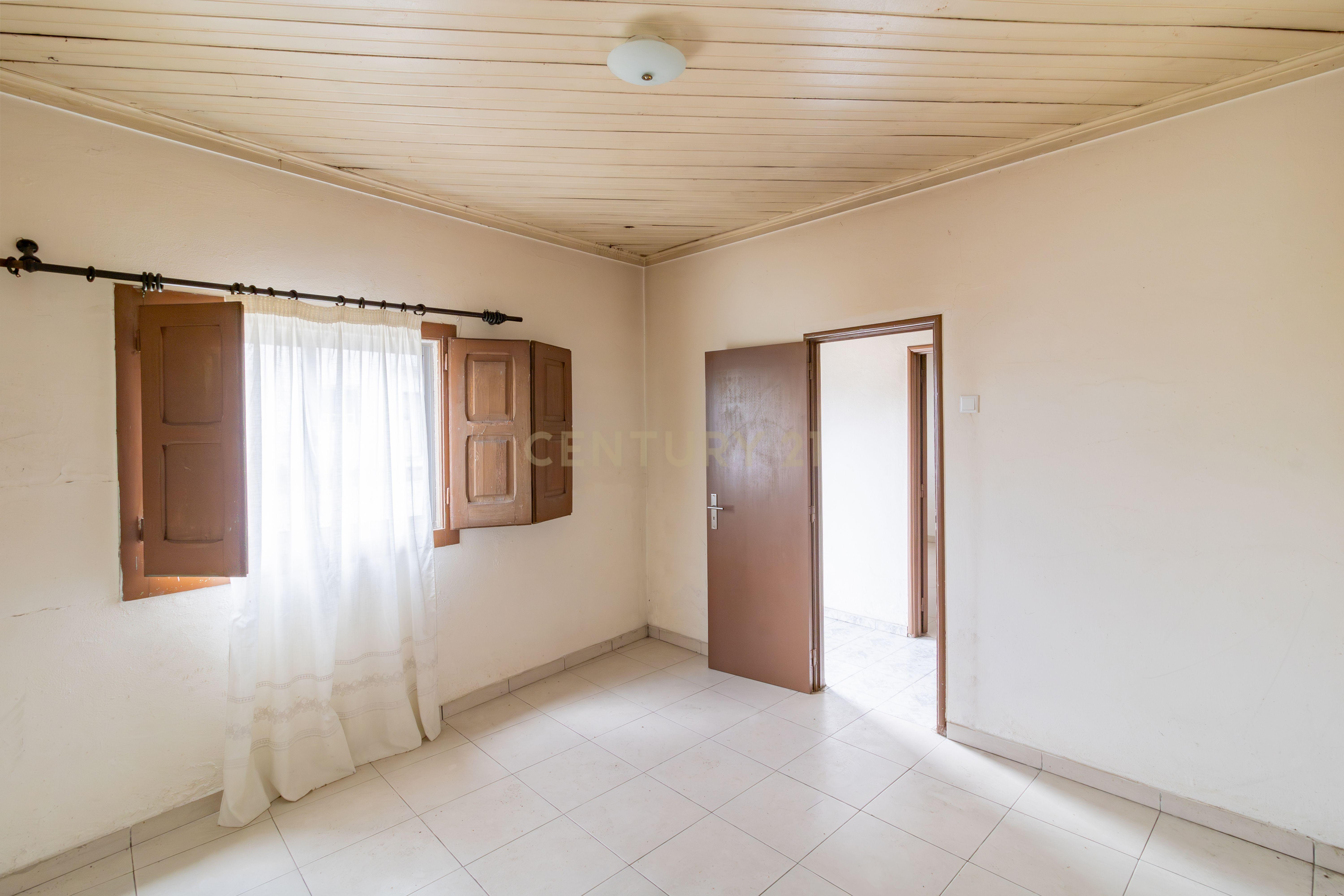 Moradia T3 na Maceira, Leiria - Image 17