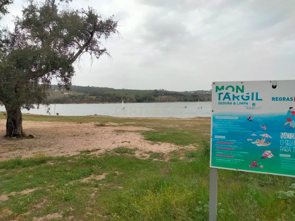 Casa Antiga T2 em Ruína em Montargil - Image 12