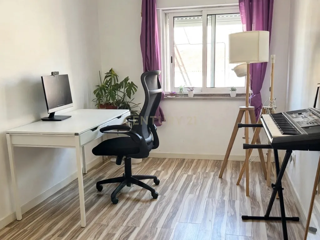Acolhedor apartamento T3 em Setúbal, zona ideal para viver - Image 6