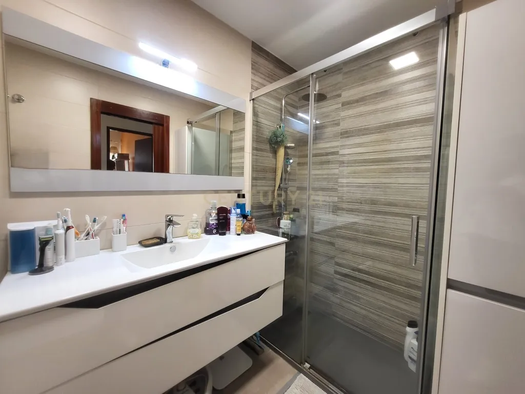 Apartamento T3 – Miratejo, Corroios - Image 11