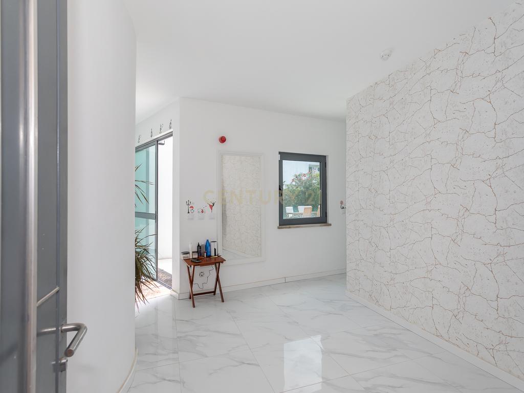 Moradia Isolada T3 no Condomínio Privado Palmela Village - Image 11