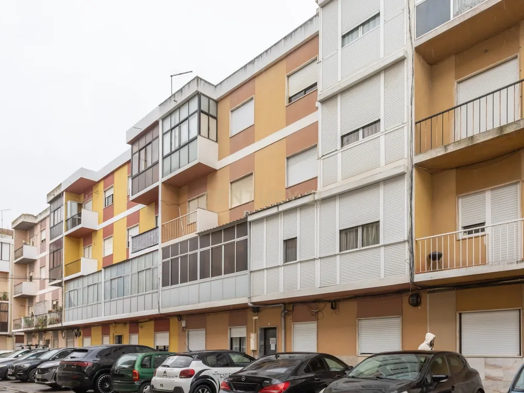 Apartamento T2 em Baixa da Banheira - Image 18
