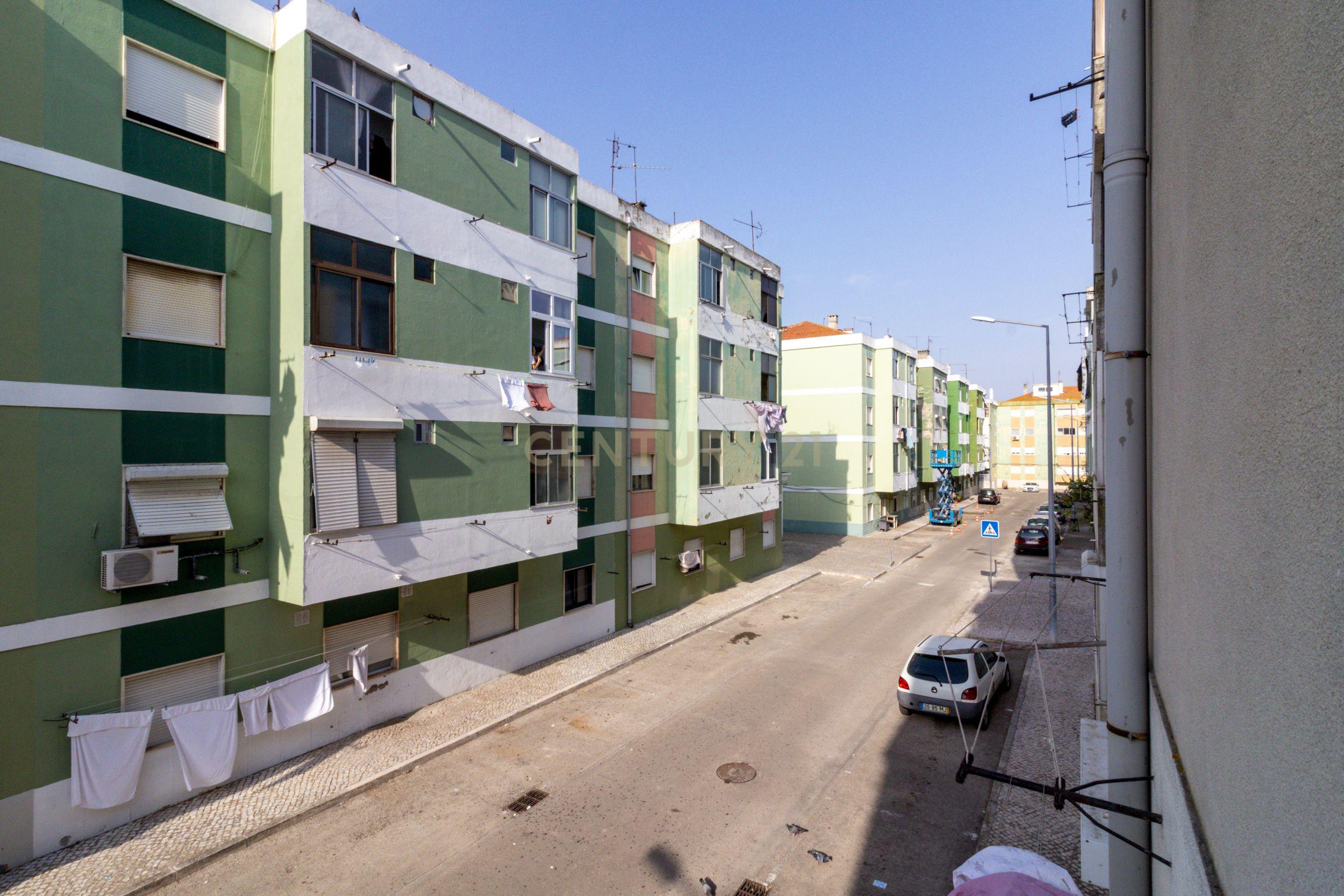 Fotografia 11 de A sua primeira casa pode começar aqui Apartamento T2 Baixa Banheira