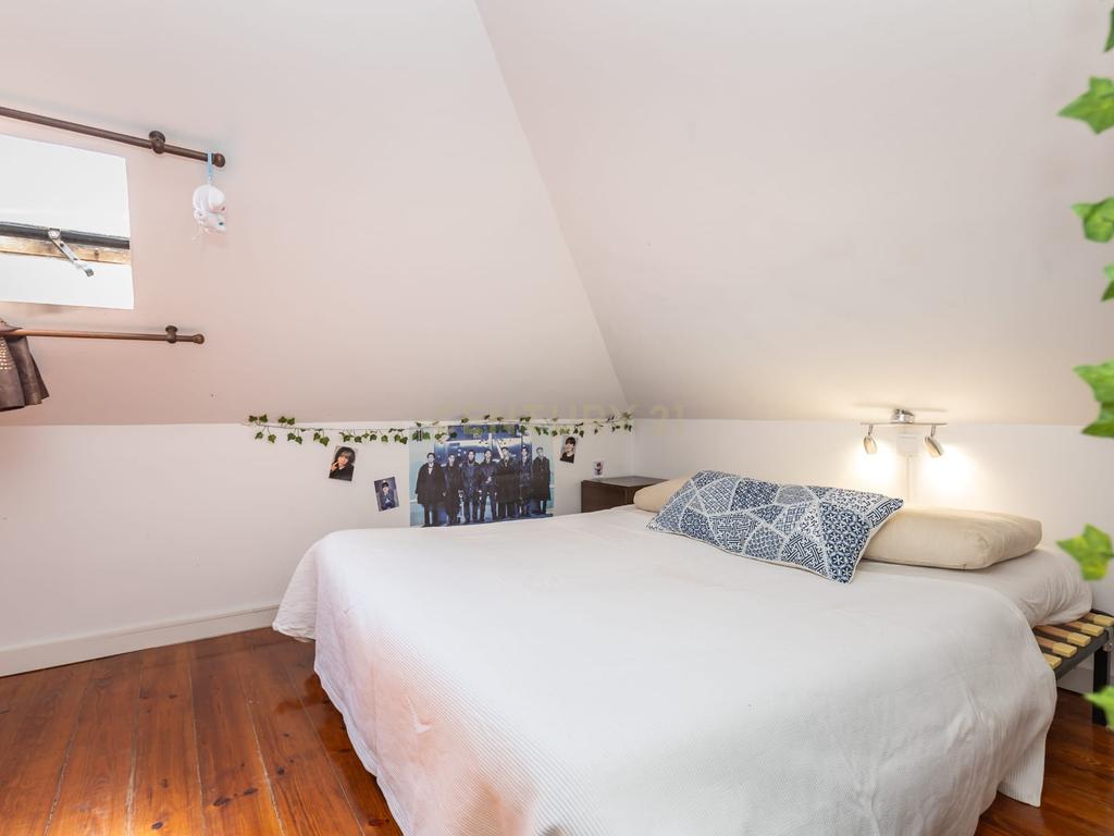 Moradia T2, com anexo (T1), na Costa da Caparica, totalmente remodelada! - Image 26