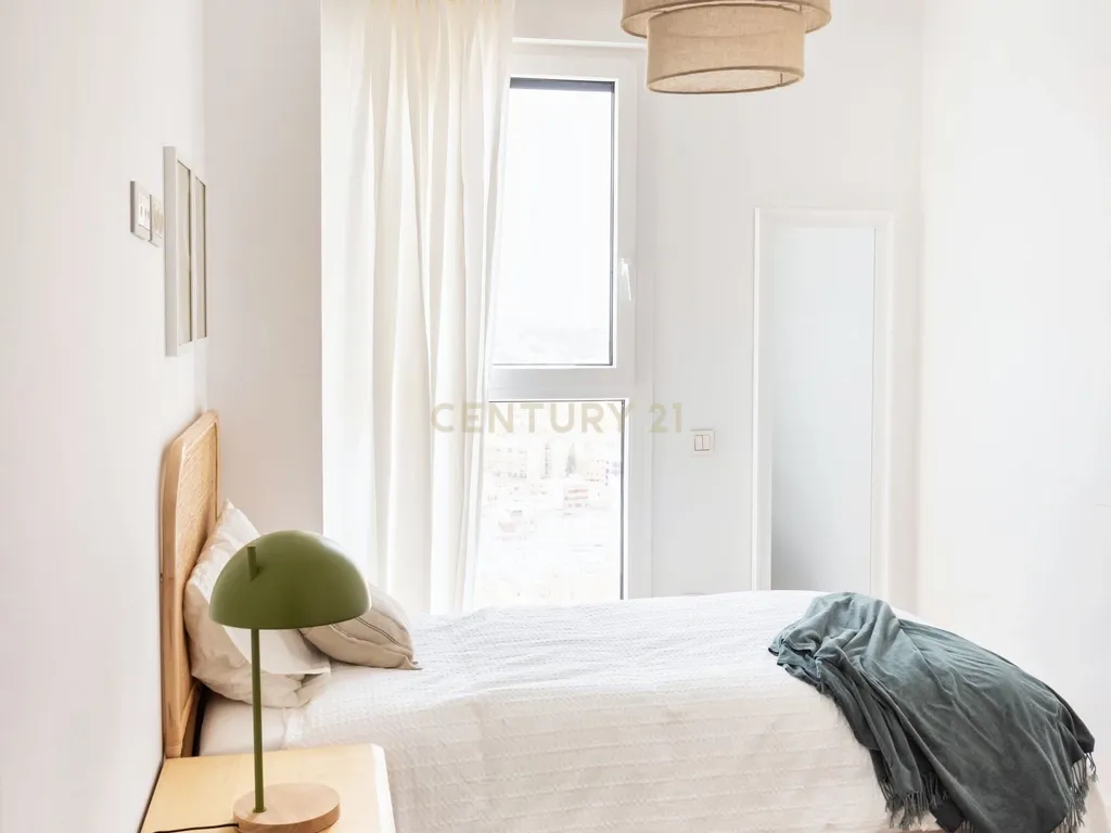 ESPECTACULAR APARTAMENTO PARA VENDA NO ARRANHA-CÉUS DE MALAGA! - Image 42