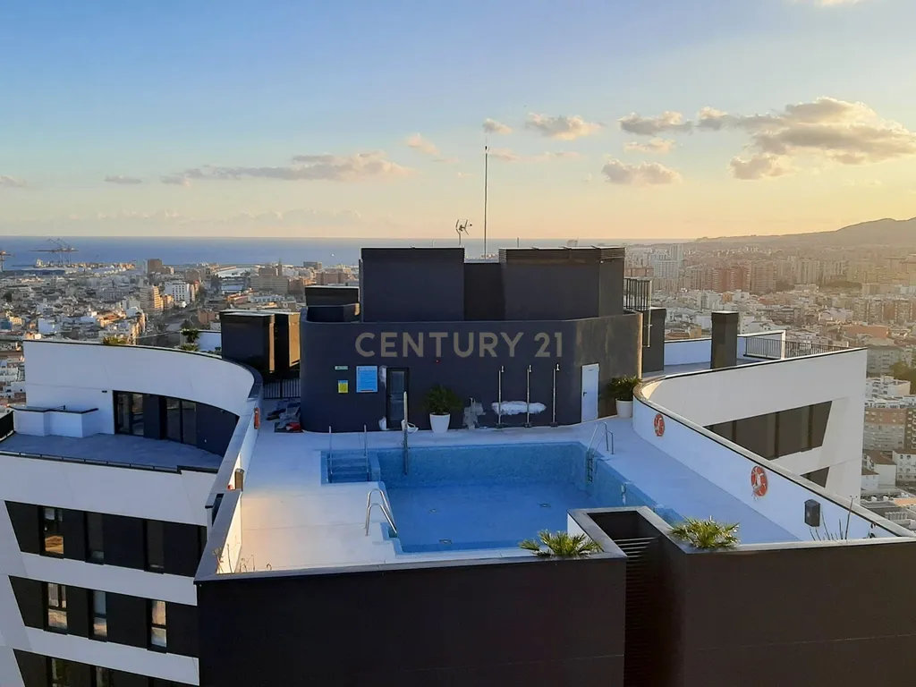 ESPECTACULAR APARTAMENTO PARA VENDA NO ARRANHA-CÉUS DE MALAGA! - Image 17