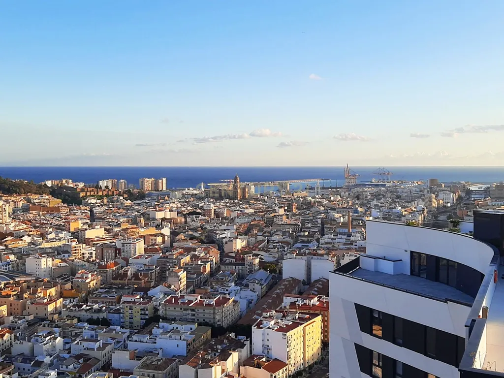ESPECTACULAR APARTAMENTO PARA VENDA NO ARRANHA-CÉUS DE MALAGA! - Image 3