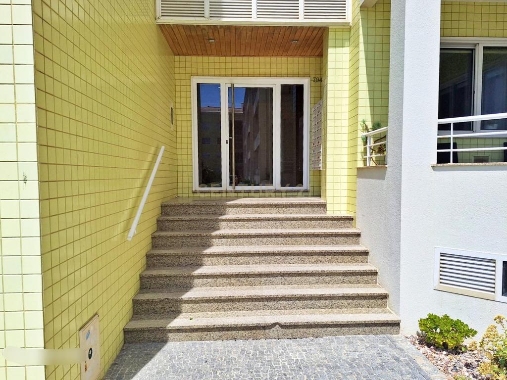 Apartamento T3 com Vista Mar em S. Félix da Marinha, Vila Nova de Gaia - Image 2