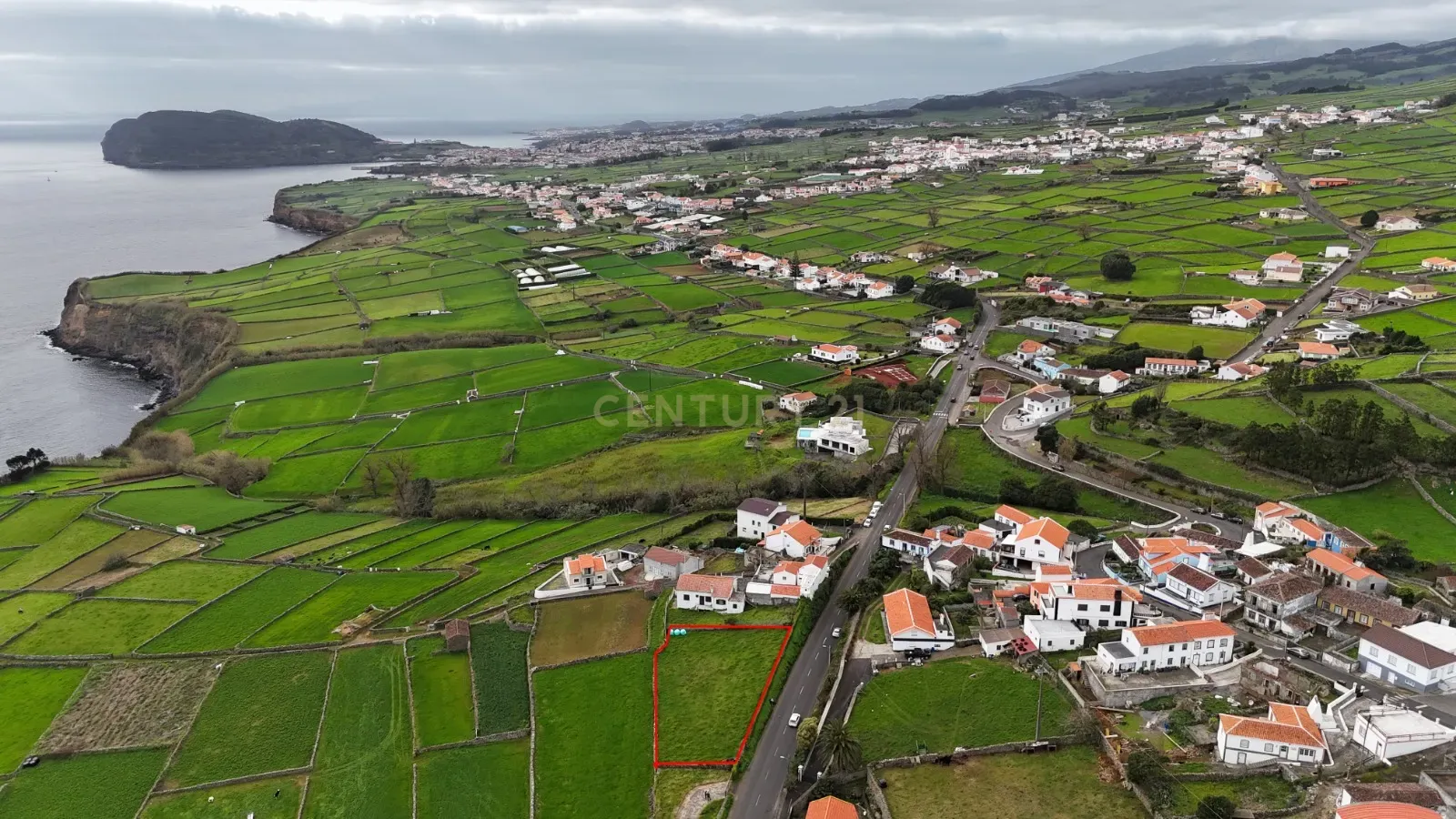 Fotografia 9 de Terreno Urbano com vista mar na Ladeira Grande