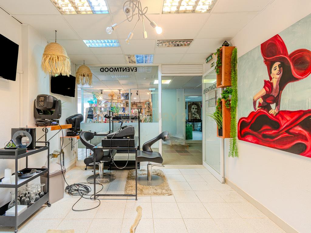 OPORTUNIDADE - Duas Lojas Comerciais no Centro Comercial Borda d’Água - Albufeira - Image 8