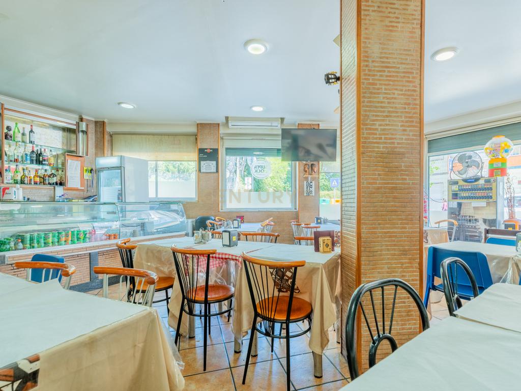 Trespasse Café/Restaurante no Centro da Amadora – Oportunidade Imperdível!  - Image 10