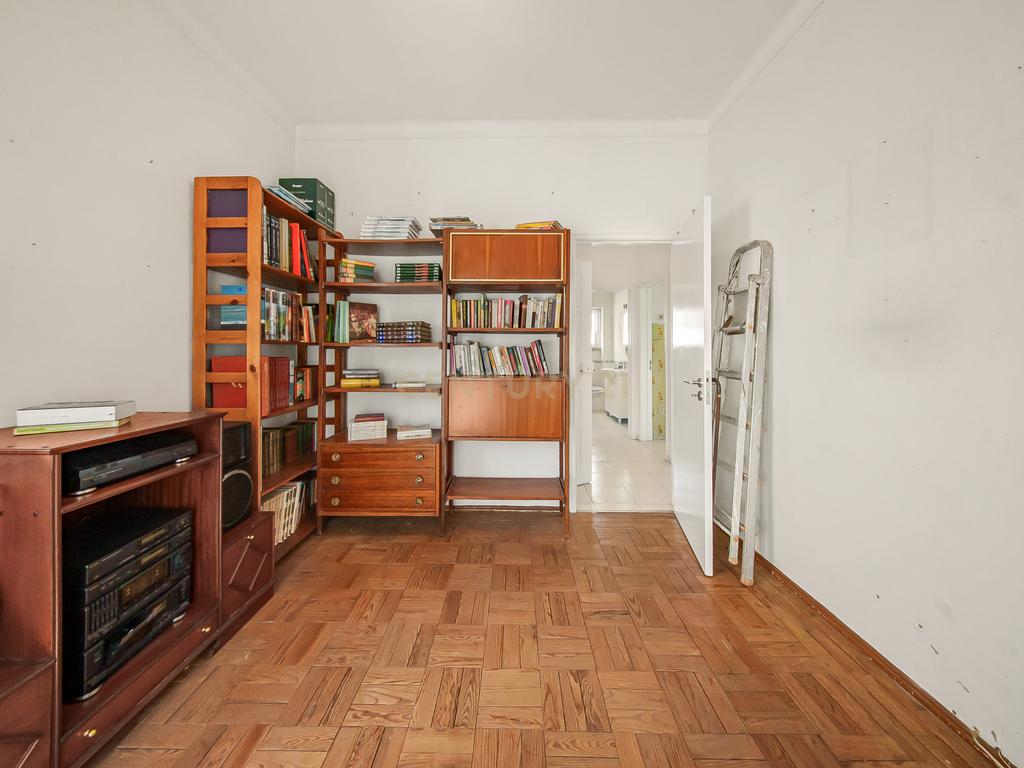 Moradia T4 em Agualva-Cacém (RESERVADO) - Image 13