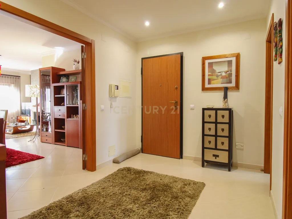 Apartamento T3 centro Palmela - Image 3