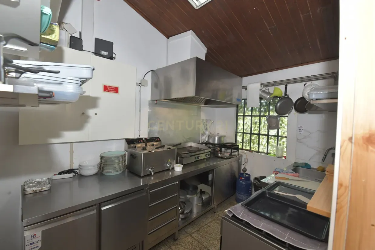 Fotografia 9 de Restaurante, quase novo para trespasse, em zona turistica do centro da cidade de Chaves