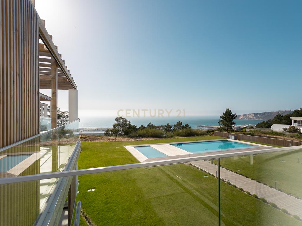 Um refúgio exclusivo onde o luxo encontra a vista mais icónica da Nazaré - Image 5