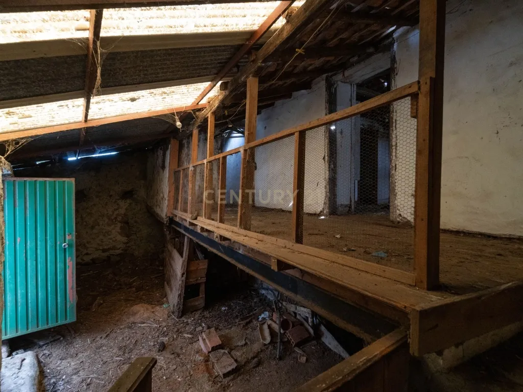 Moradia p/reconstrução com terreno no Forcado – Vila Nova de Poiares - Image 5