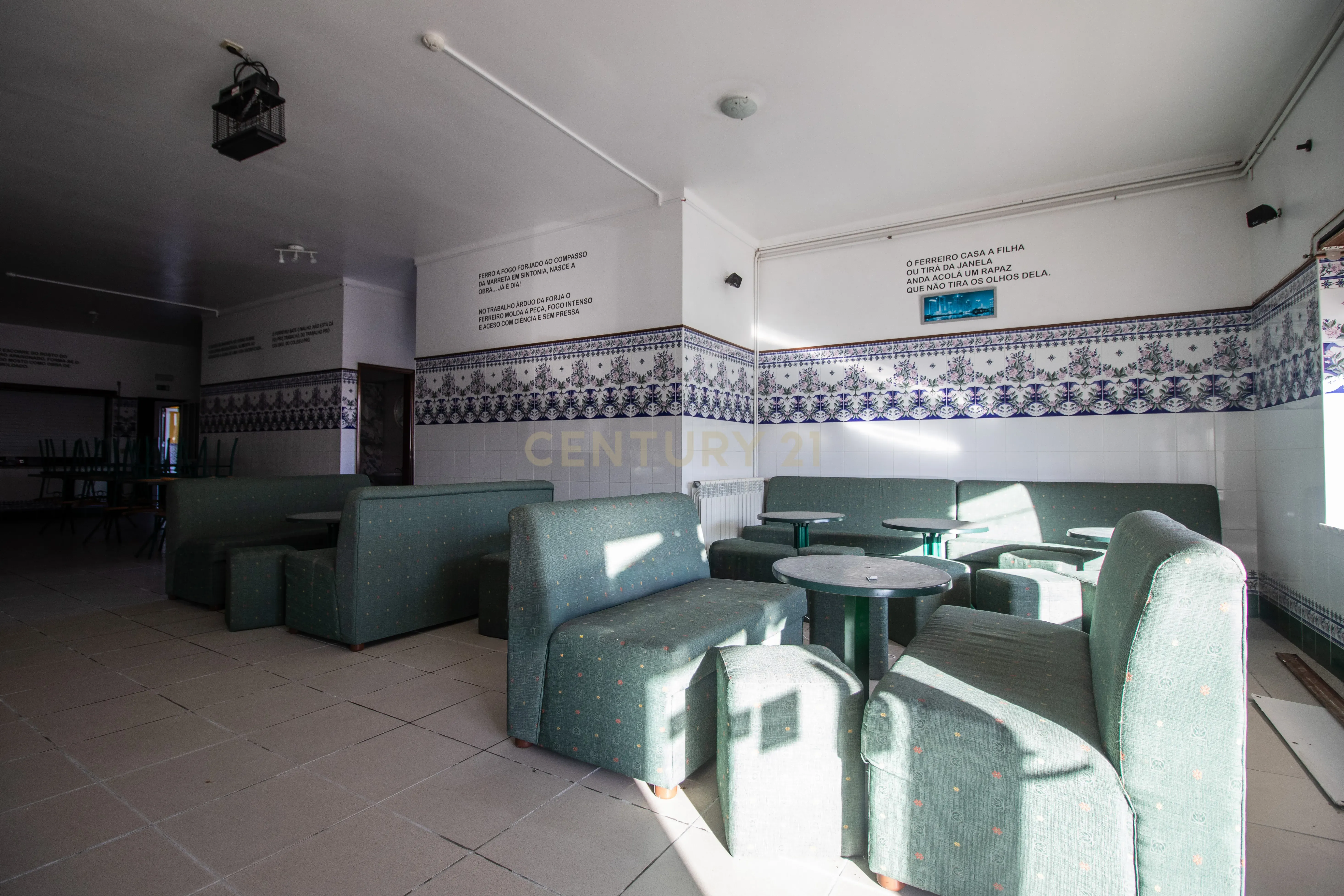 Fotografia 12 de Estabelecimento Comercial - Antigo Restaurante - Lavos, Figueira da Foz