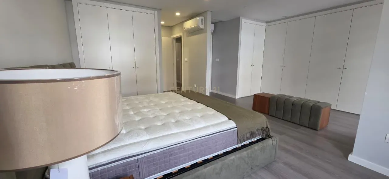 Fotografia 10 de Arrendamento T3 em Loures com 3 casas de banho