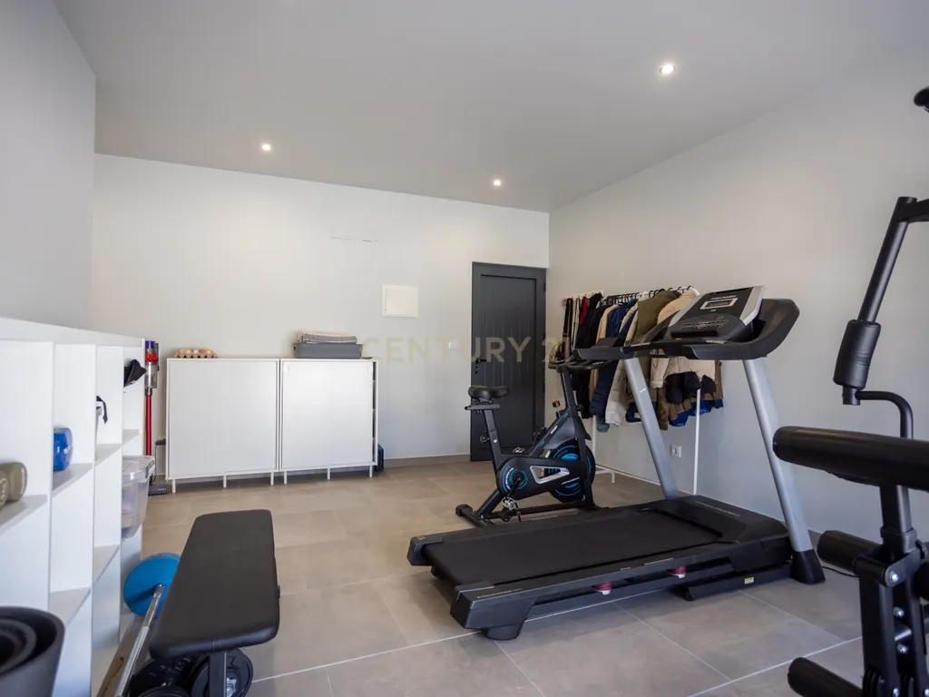 Luxuosa Moradia Nova em Benavente, Santarém - Image 14