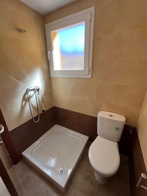 Luxuosa Moradia com Vista para a Montanha em Tarragona - Image 7