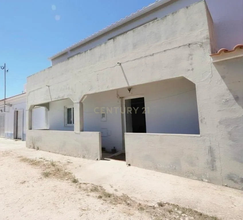 MORADIA T2 COM POTENCIAL ÚNICO EM MEDEIROS, SILVES | 270.000€ - Image 1