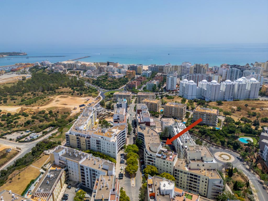 Apartamento T2 - Oportunidade Única a 5 Min da Praia da Rocha! - Image 36